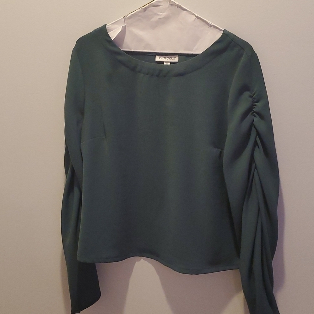PROLOGUE Green Top Size Medium (49)